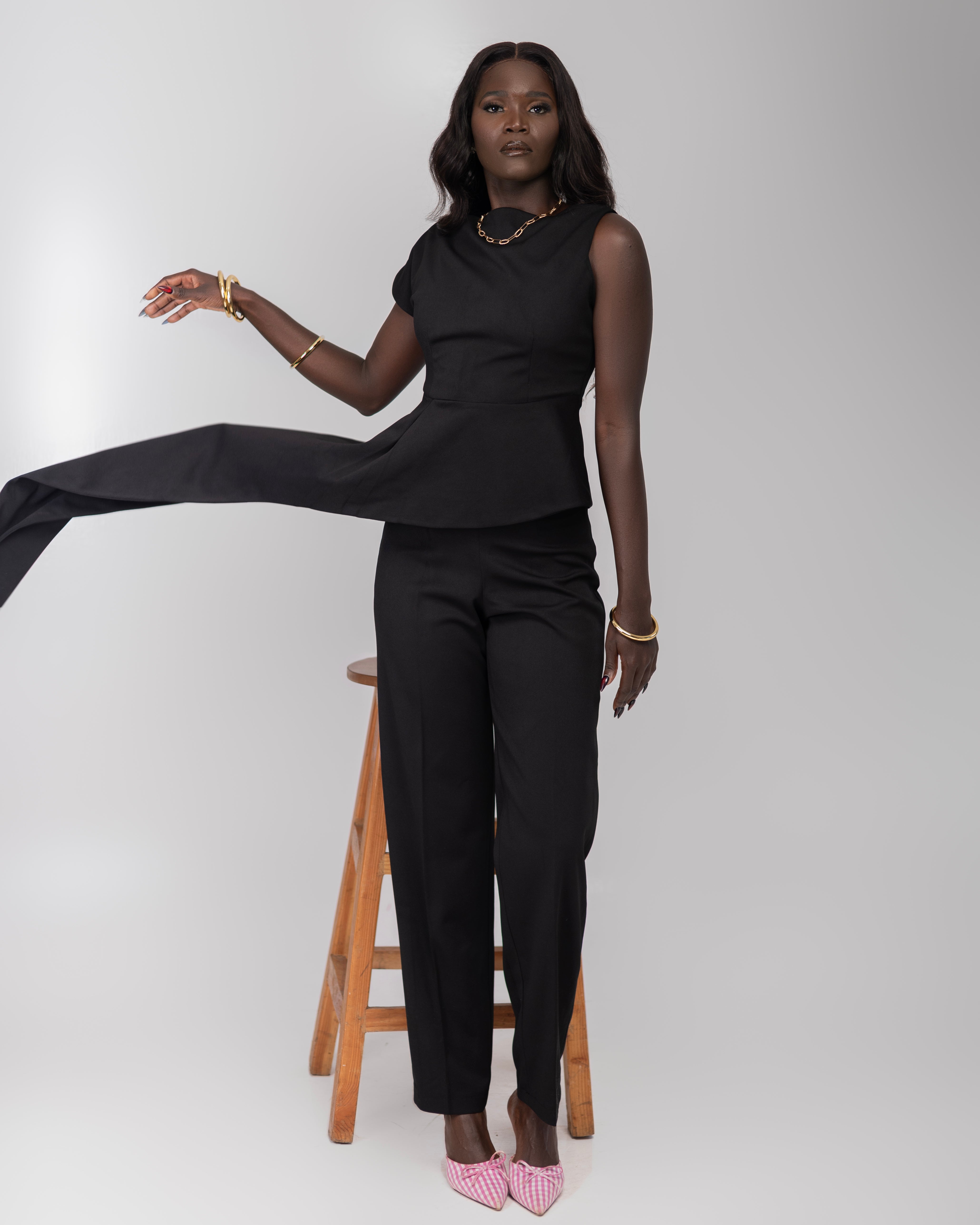 Alua Asymmetric Top